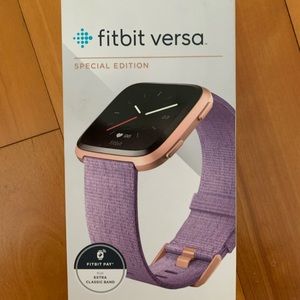 Fitbit Versa Special Edition